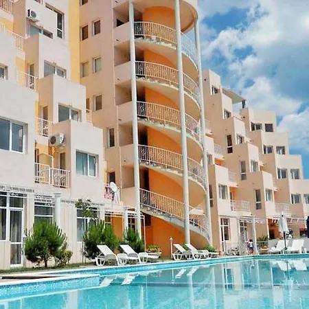 Pirvate Studio In Vanila Garden Apartcomplex Sunny Beach